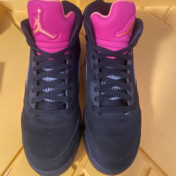 Girls' Nike Air Jordan V 5 Black Bright Cactus Citrus Pink Retro GS
2013 - Picture 3 of 7